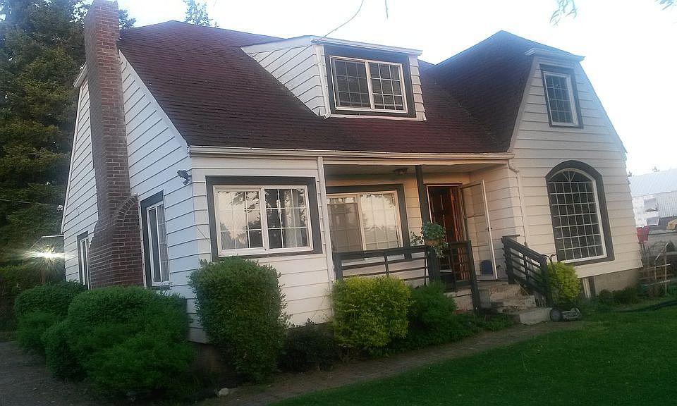 1st image of 2613 S 138th St