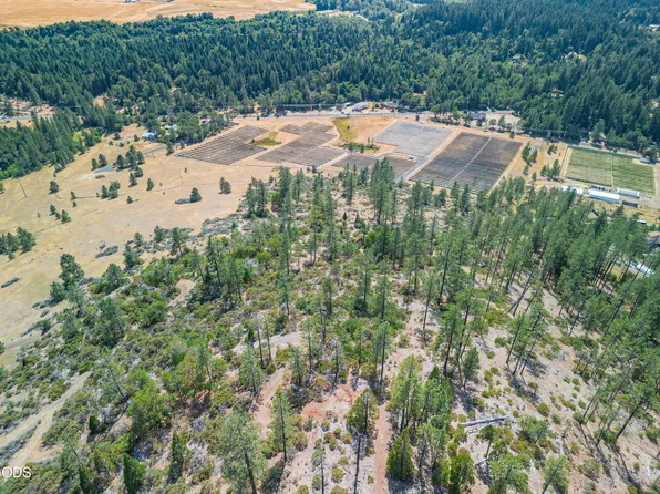 1408 Caves Hwy, Cave Junction, OR 97523