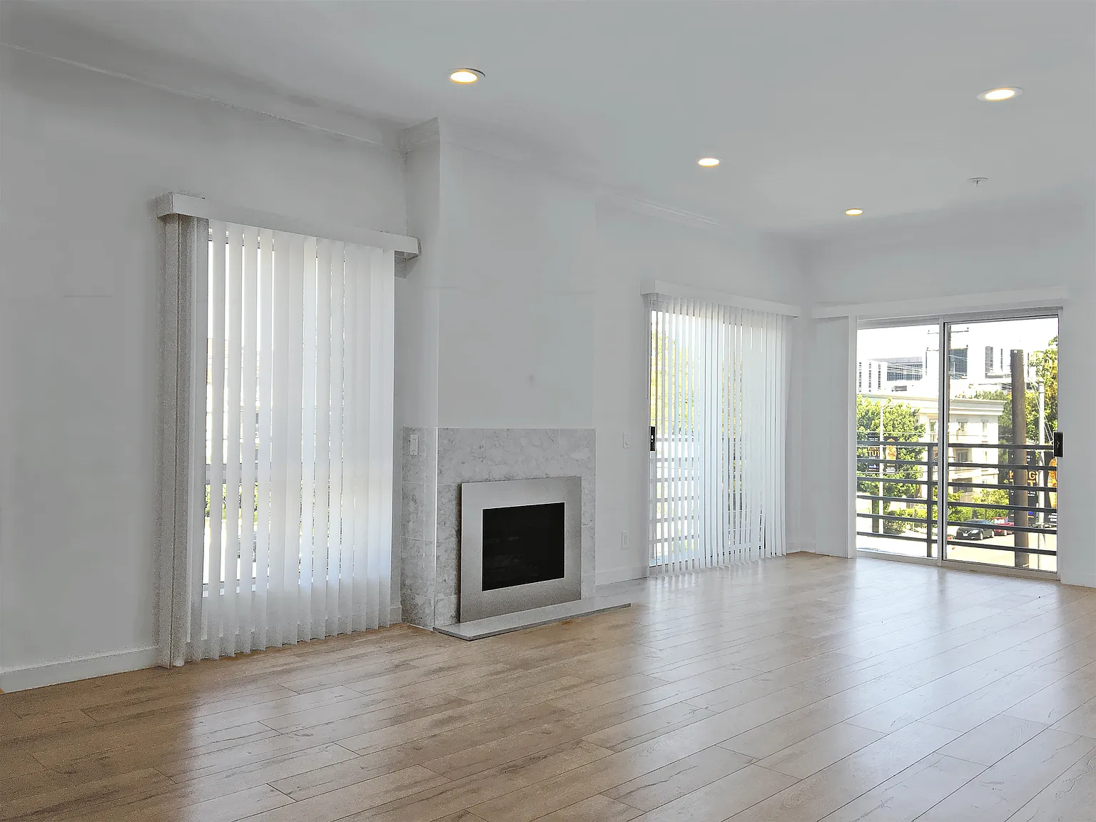 1 bed, 765 sqft, $2,995 — Photo 4