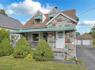 127 Hedley St, Cheektowaga, NY 14206
