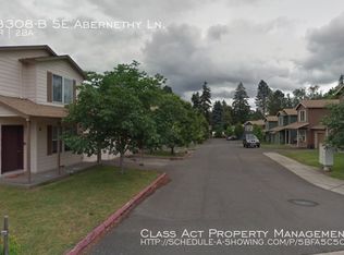 18308 SE Abernethy Ln APT B, Milwaukie, OR 97267