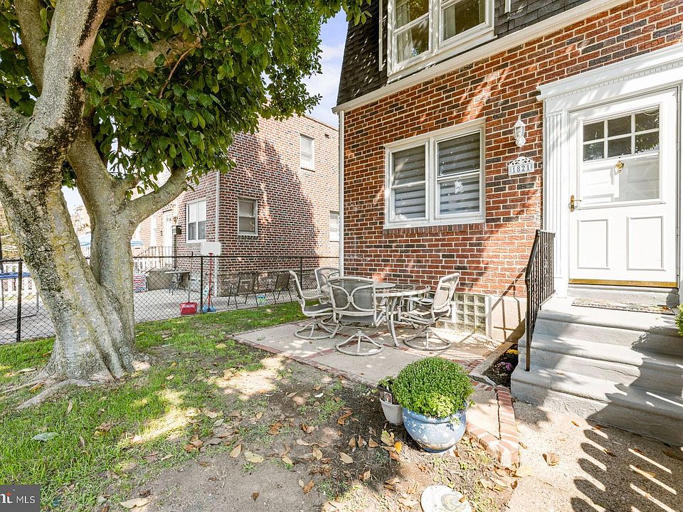 1821 Strahle St, Philadelphia, PA 19152 Zillow