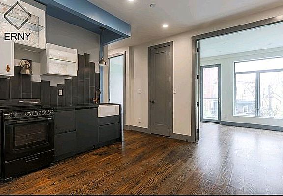 3rd image of 114 Jefferson St #3D