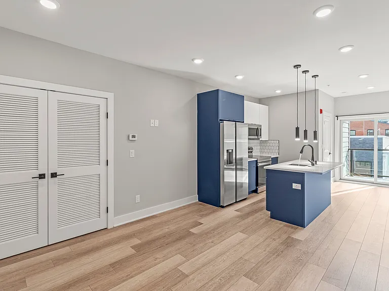 2614 Trenton Ave #204 — Photo 15