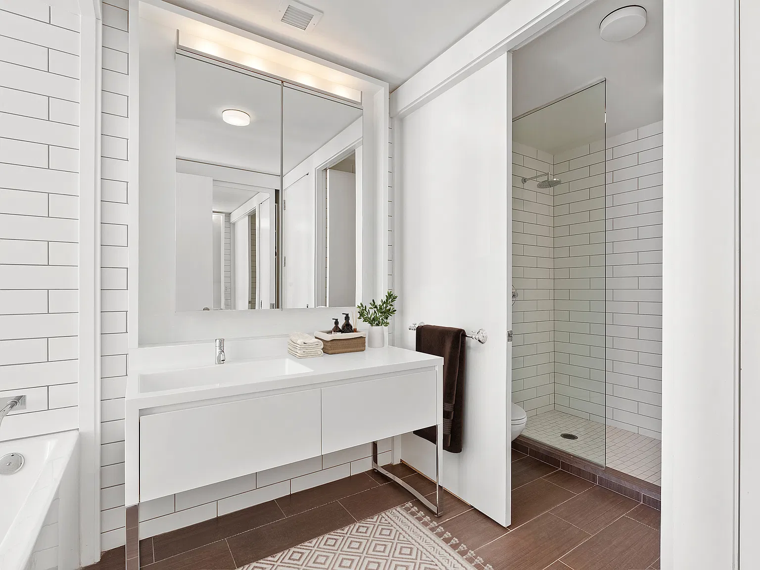 15 William St — Photo 3