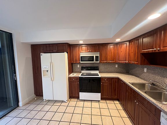 3rd image of 8065 SW 107th Ave APT 219