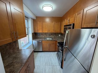 (Undisclosed Address), Fresh Meadows, NY 11365
