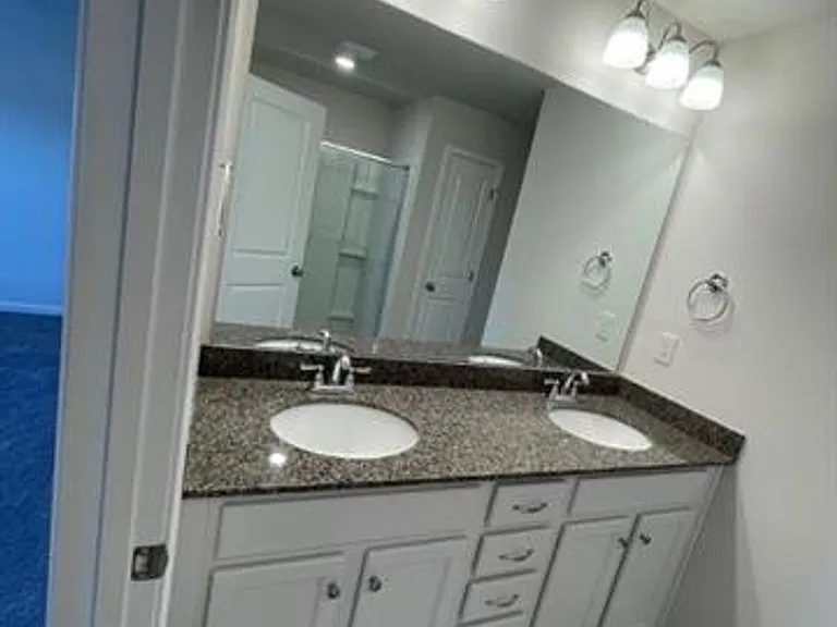 8139 Sheffield Dr — Photo 16