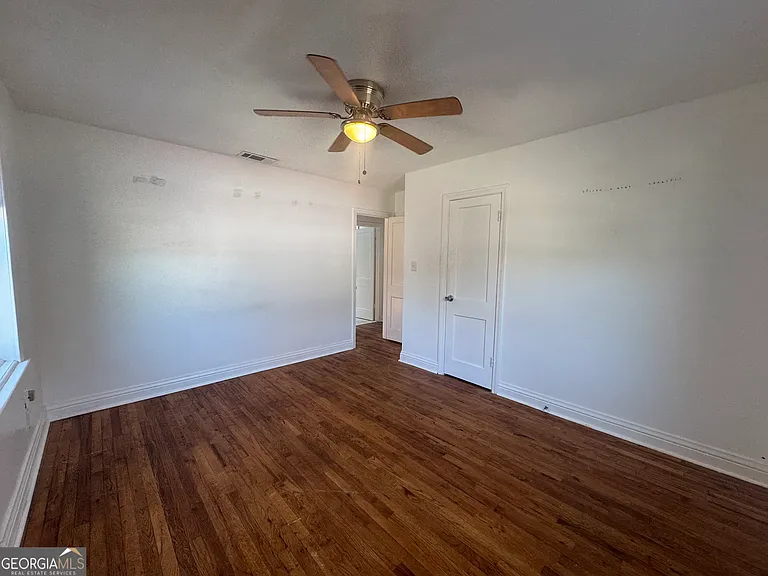 324 N Main St #4 — Photo 5
