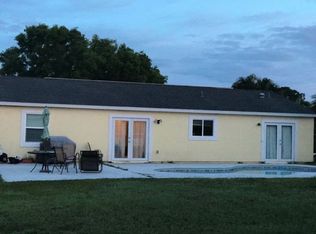 2049 SE North Blackwell Dr, Port Saint Lucie, FL 34952