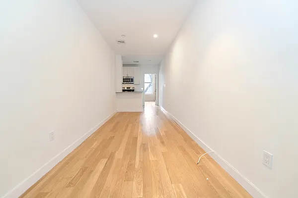 Rented by AZ REALTY NYC LLC | media 7