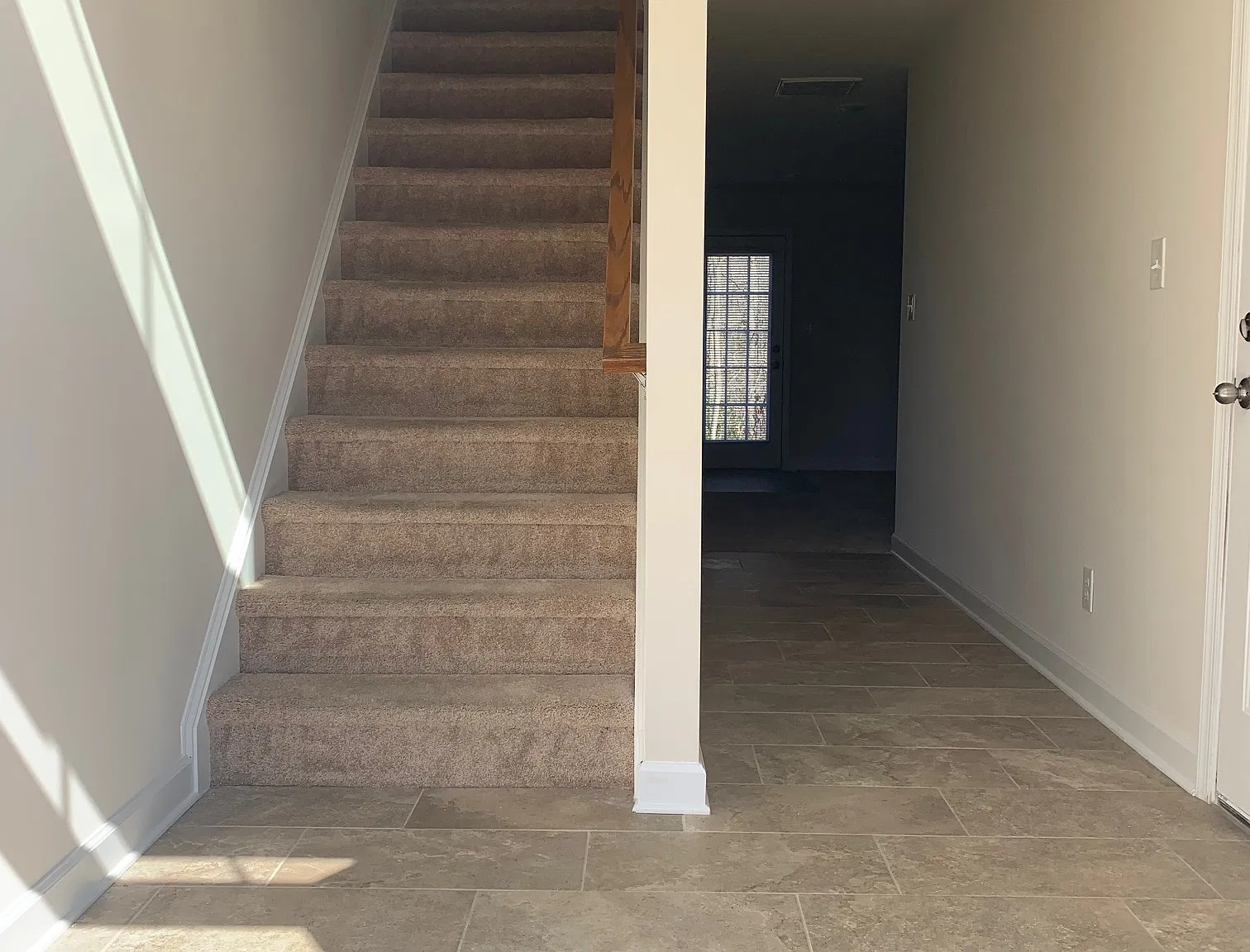 3 bed, 2150 sqft, $2,500 — Photo 2
