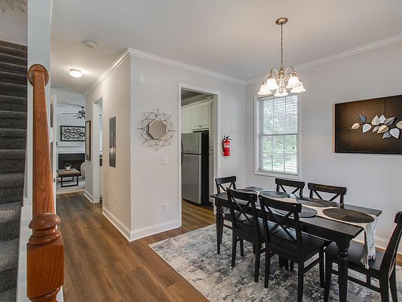 4th image of 344 Byron Rd