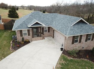 1218 W Ridgecrest St, Ozark, MO 65721