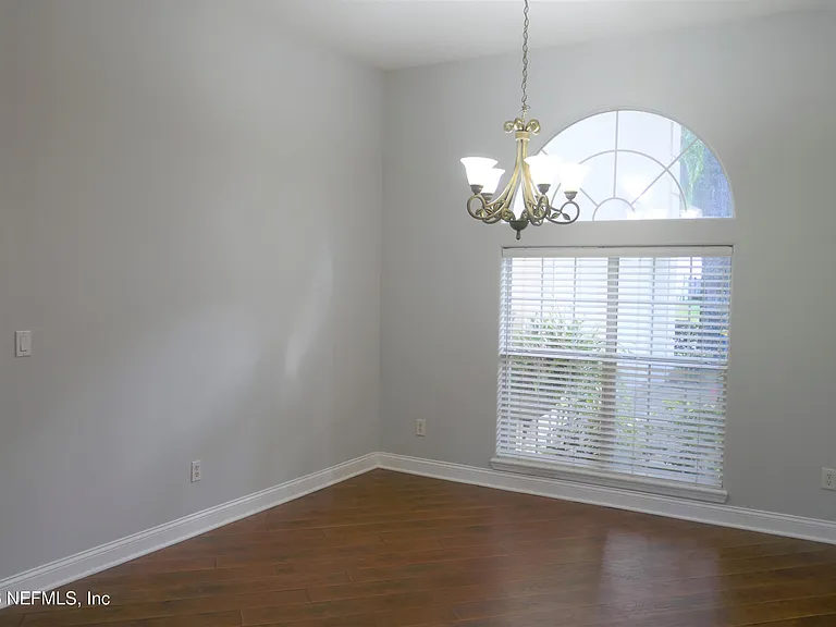 2359 Huckins Ct — Photo 10