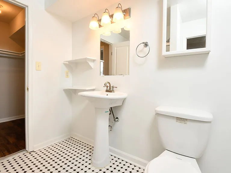 102 Chesterfield Ln #201 — Photo 20