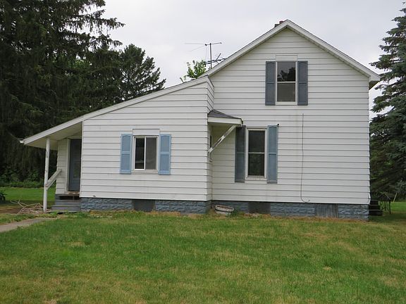 3rd image of 4840 Riverview Dr