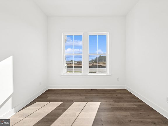 3rd image of 34523 Scenic Harbor Way