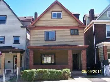 522 Howard St photo 1