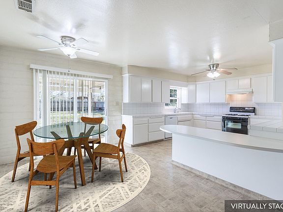 2nd image of 3307 Nicolet Ln