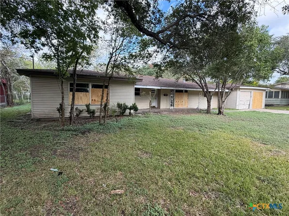 505 Avenue E, Victoria, TX 77901