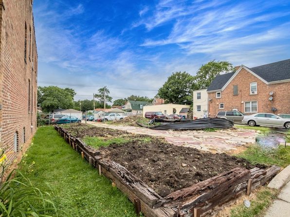 12514 Western Ave, Blue Island, IL 60406