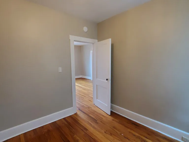 1020 Albany St #1 — Photo 20