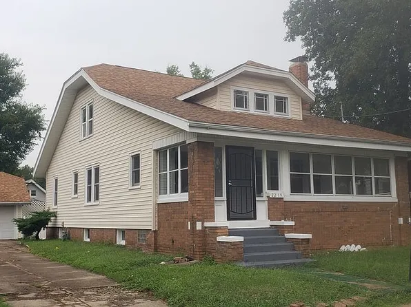 2219 W Melrose Pl, West Peoria, IL 61604