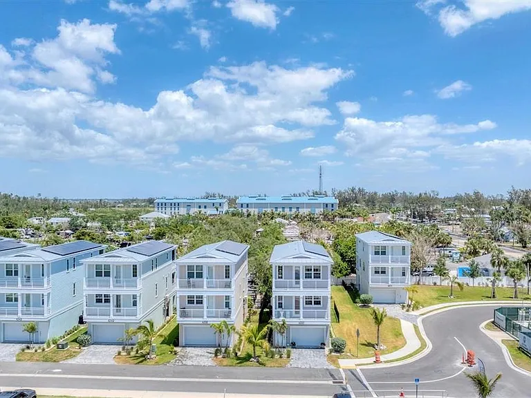 4357 Marina View Way — Photo 55