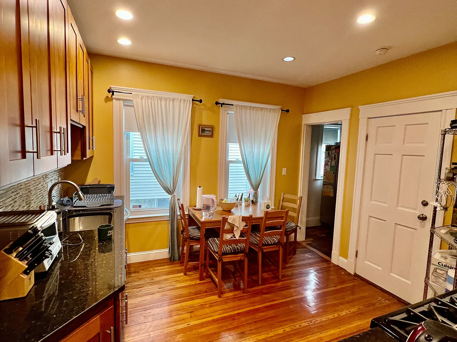 2 bed, $3,300 — Photo 3