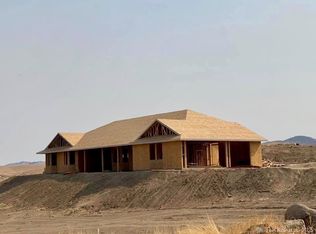 20962 Pine Ridge Dr, Tehachapi, CA 93561