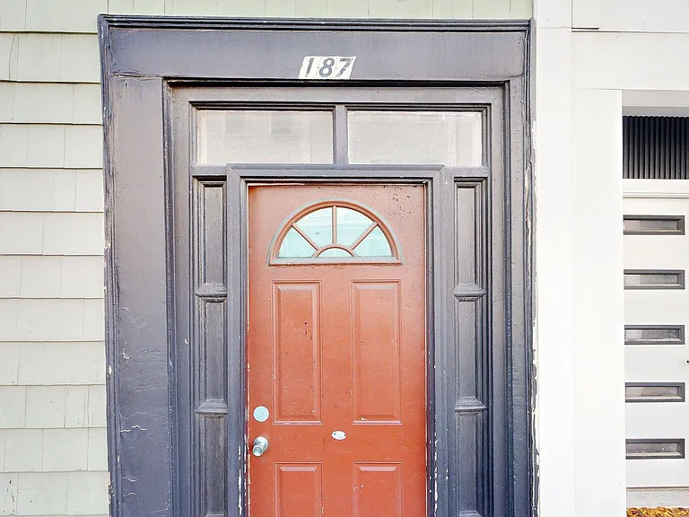 187 Maverick St #3 — Photo 7