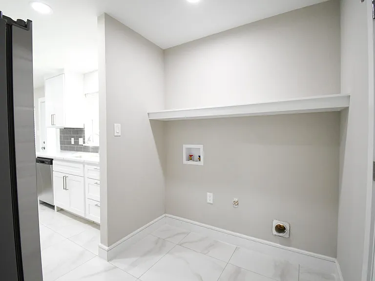 1422 Addington St — Photo 8