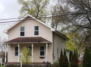 511 E Main St, Little Chute, WI 54140