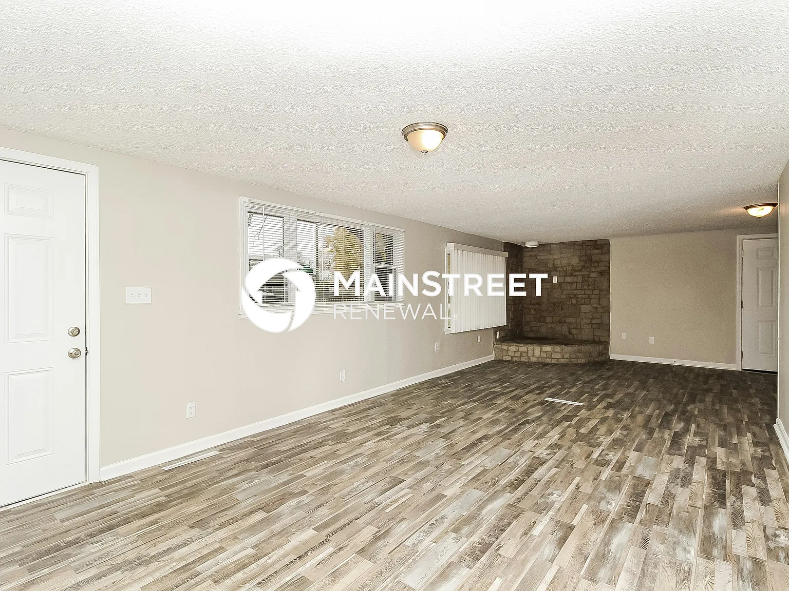 8101 N Jefferson St — Photo 3