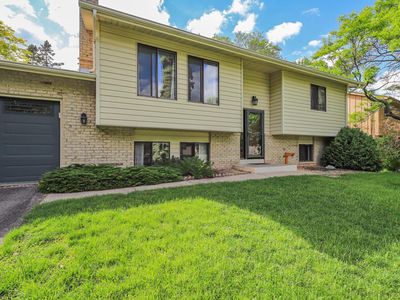 3745 Arrowood Ln N, Plymouth, MN, 55441