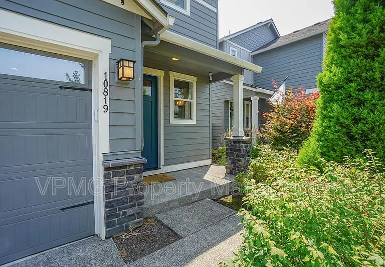 10819 NE 99th Ave — Photo 3