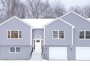 70 South Rd, Ellington, CT 06029