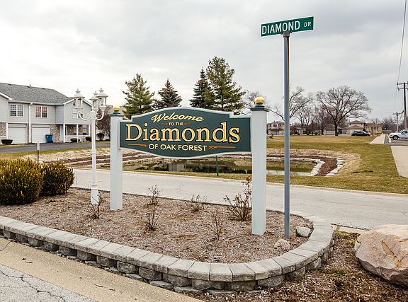2nd image of 5265 Diamond Dr #B