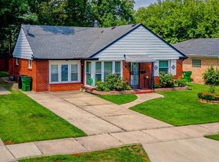 920 Suffolk Ave, Westchester, IL 60154