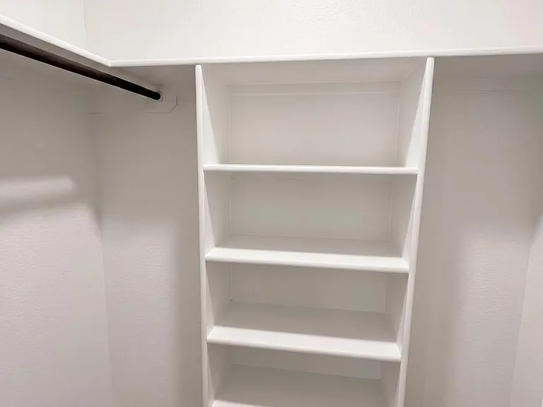 Guest Bedroom 1 - Walk-in Closet