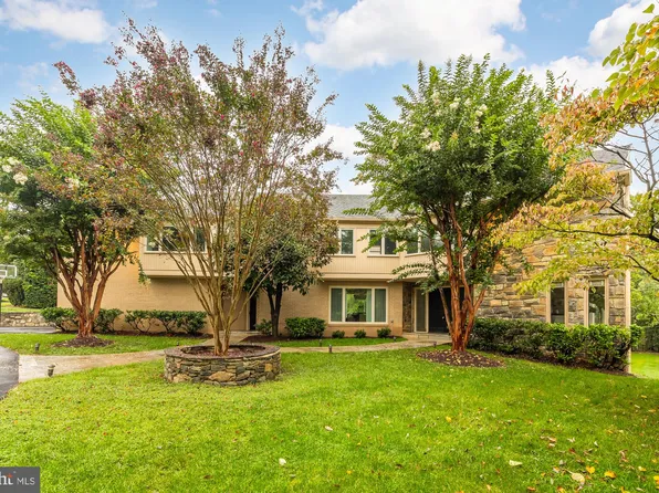 10029 Sorrel Ave, Potomac, MD 20854