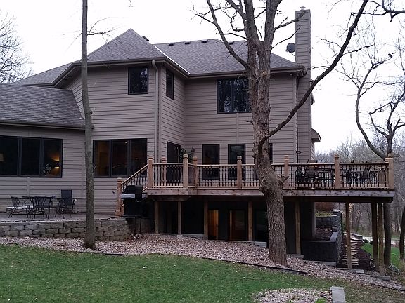 3rd image of 19003 Oak Ln