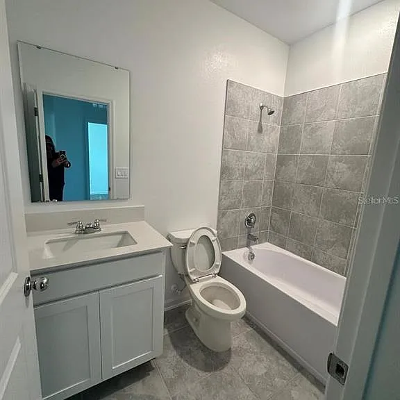 3137 Laurent Loop — Photo 12