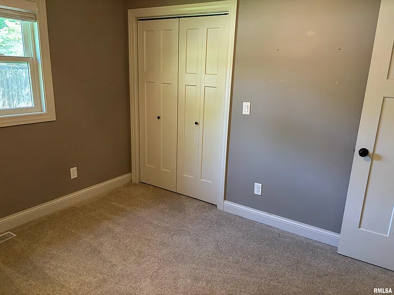 90 Pinehurst Dr — Photo 16