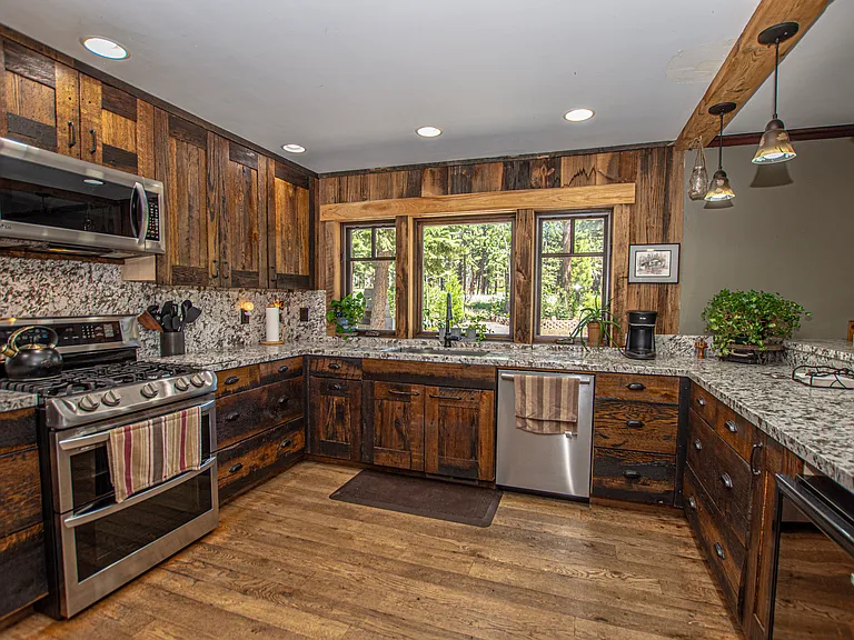 3035 Cedarwood Dr — Photo 12