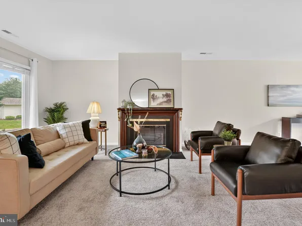 14512 Elmhan Ct #178-A, Silver Spring, MD 20906