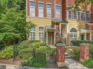 1867 Crescent Park Dr #116A, Reston, VA 20190
