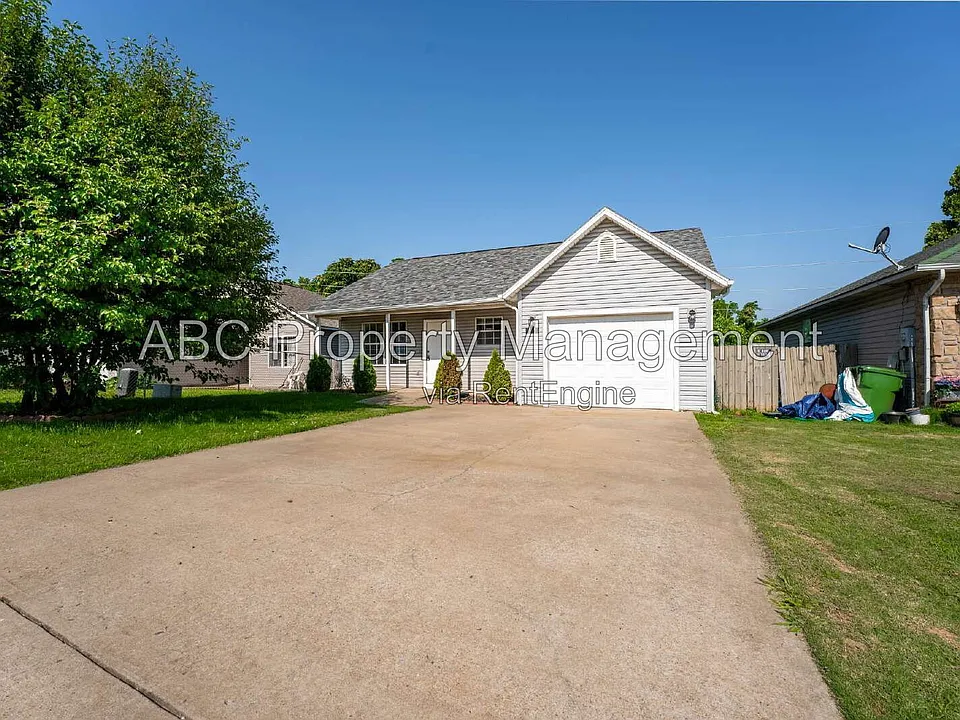 1106 S E St