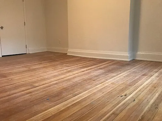 Rented by Alexander Bilu, LREB | media 7